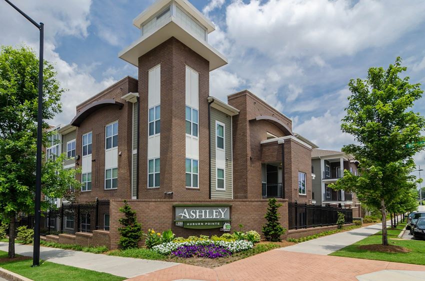 Ashley Auburn Pointe Apartments, 357 Auburn Pointe Drive, SE, Atlanta